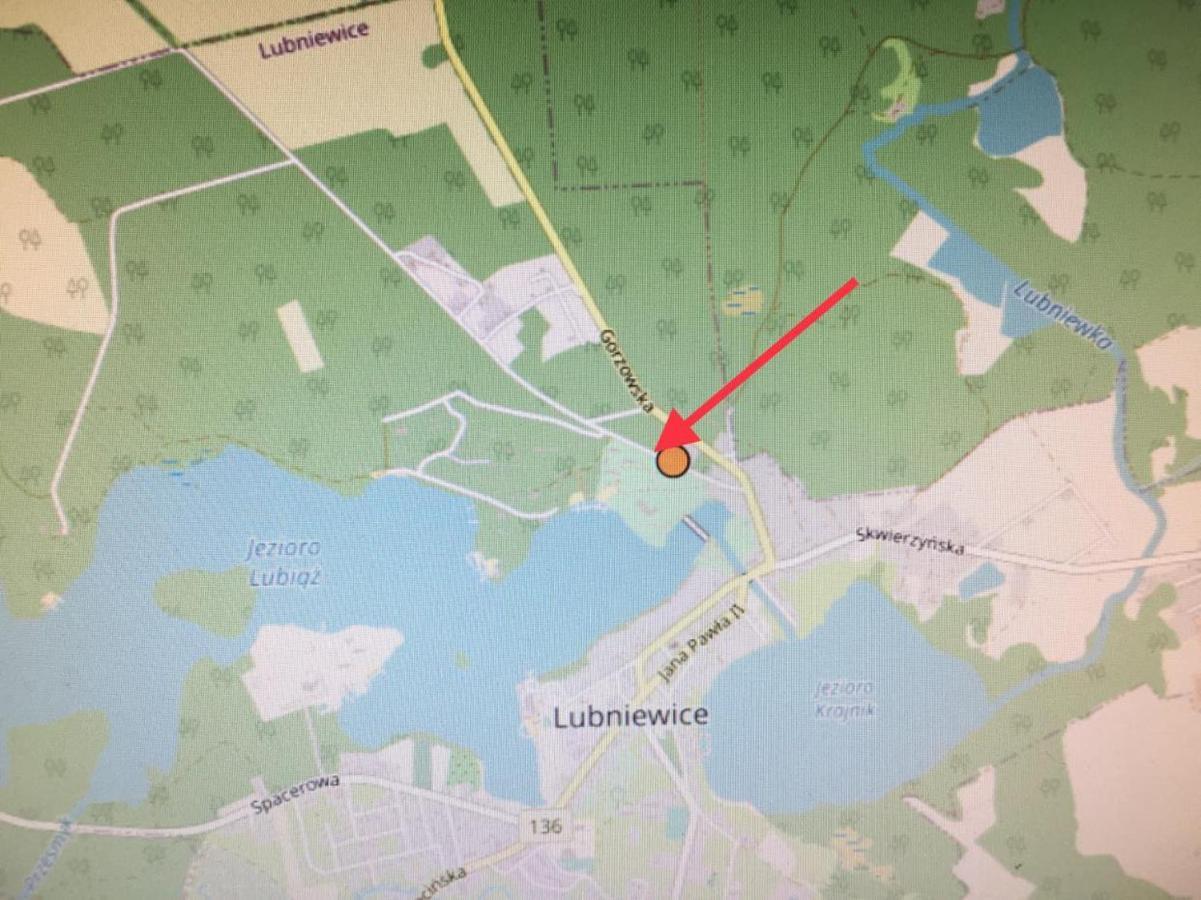 Zolty Domek Nad Jeziorem Lubniewice Bagian luar foto
